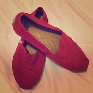 TOMS classic red canvas
